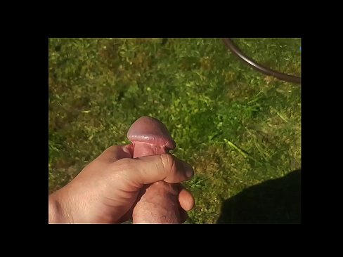 ❤️ O bunăciune fierbinte își face sex cu păsărica roz și ejaculează cu un squirt într-o grădină de vară ❌   at ro.xxxdeutschepornos.ru ﹏