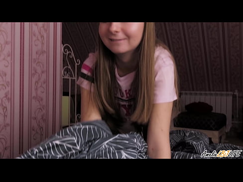 ❤️ Blondina îi suge adânc prietenei ei și primește spermă în gură ❌   at ro.xxxdeutschepornos.ru ﹏