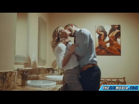 ❤️ Când o blondă cu sânii mari te seduce într-o toaletă publică ❌   at ro.xxxdeutschepornos.ru ﹏